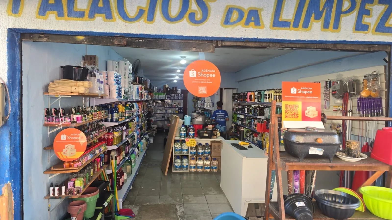 Agência Shopee, para retirada de mercadorias pelos consumidores, é uma das novidades da empresa em 2025
