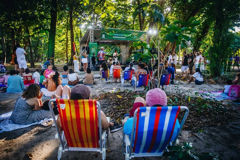 Imagem da notícia: Shows ao vivo, de graça e na natureza: projeto no Parque Rio Branco une arte e consciência ambiental