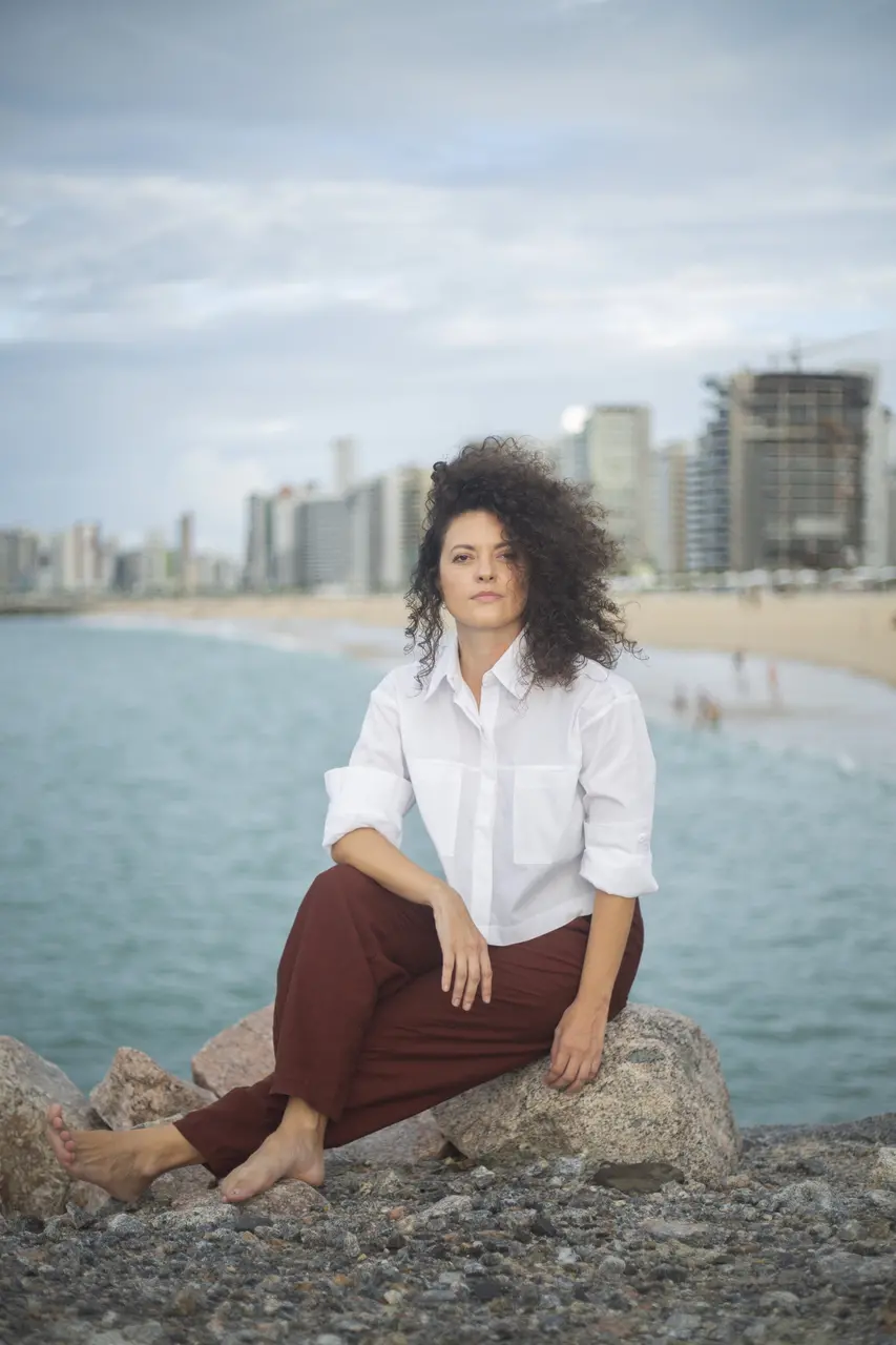 Imagem da notícia Atriz cearense Nataly Rocha, de 'Motel Destino', entra no elenco de 'Vale Tudo'