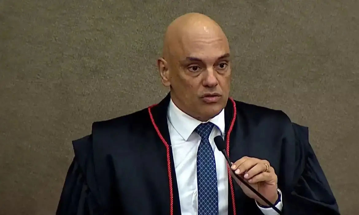 Imagem da notícia: Lista vermelha da Interpol: relembre pedidos de Alexandre de Moraes negados anteriormente