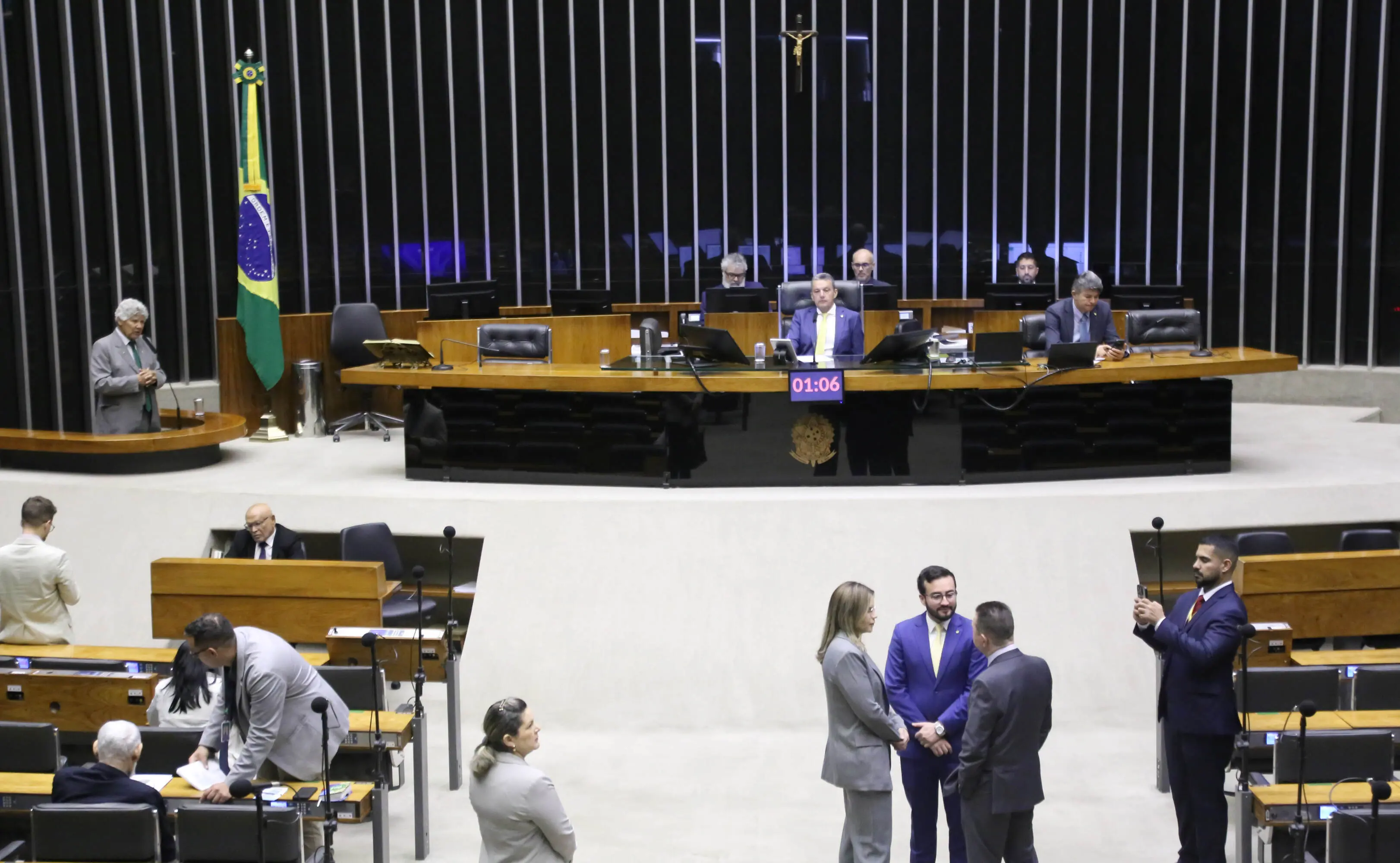 Imagem da notícia O combate ao esgotamento: como a política no Brasil tem lidado com as novas demandas do trabalho