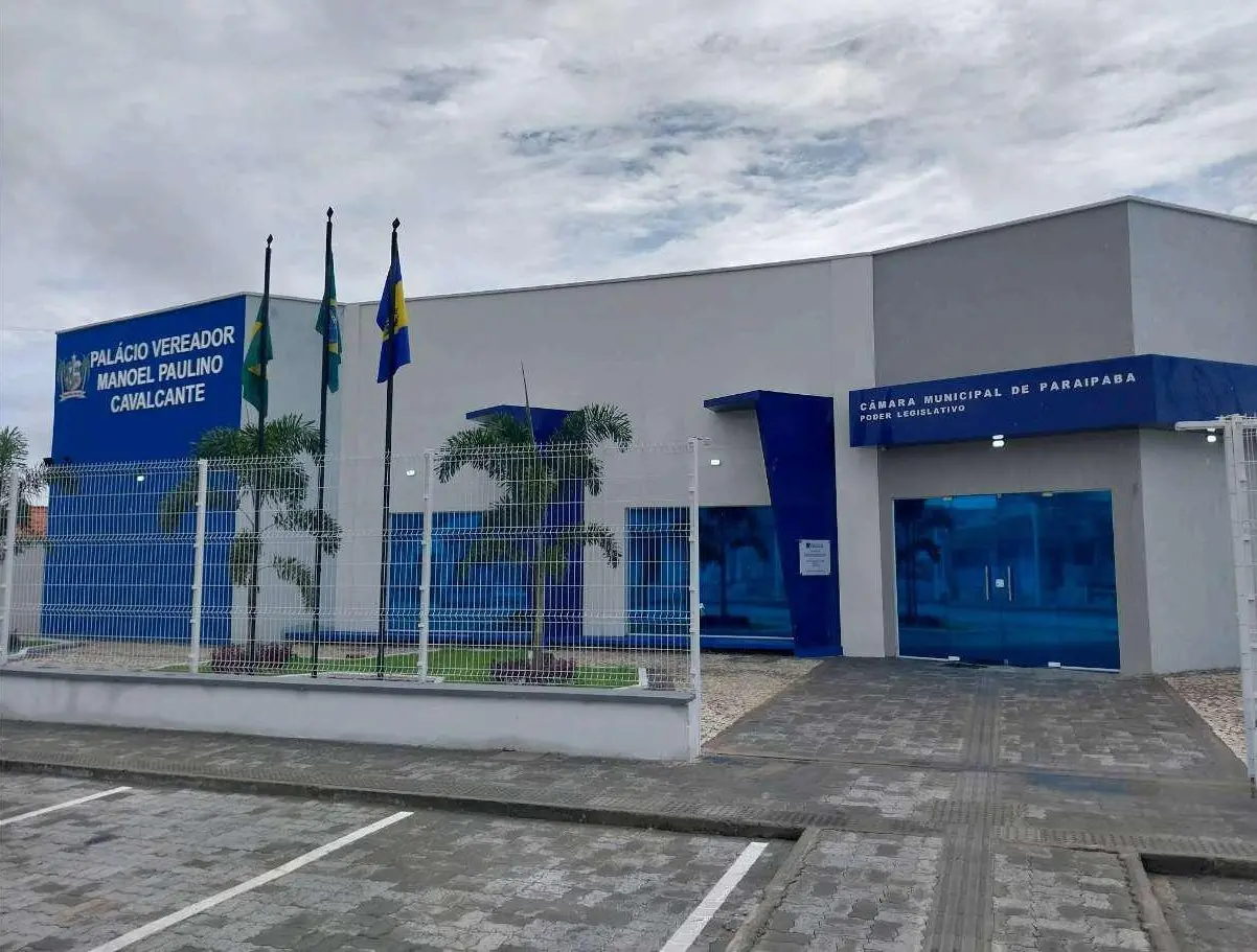Imagem da notícia: Vereador de Paraipaba (CE) suspeito de matar adolescentes pede renúncia do mandato