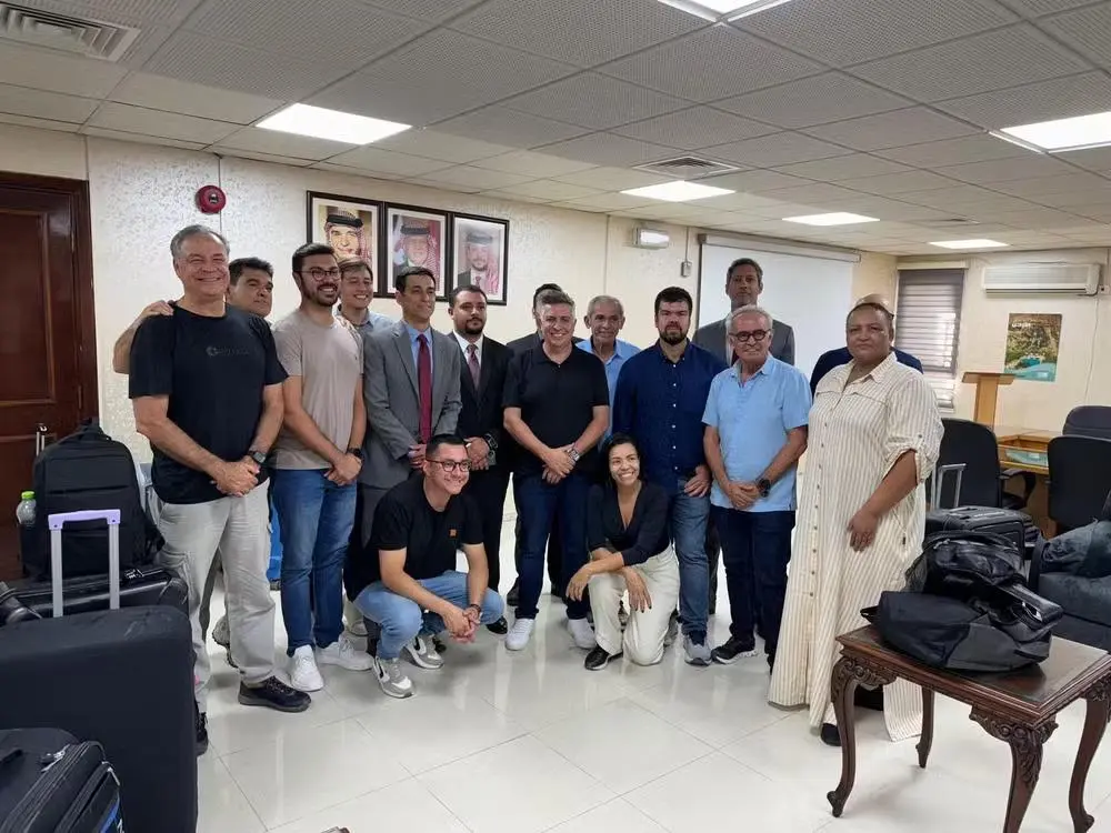 Imagem da notícia Grupo de políticos brasileiros deixam Israel pela fronteira com a Jordânia; saiba quem são