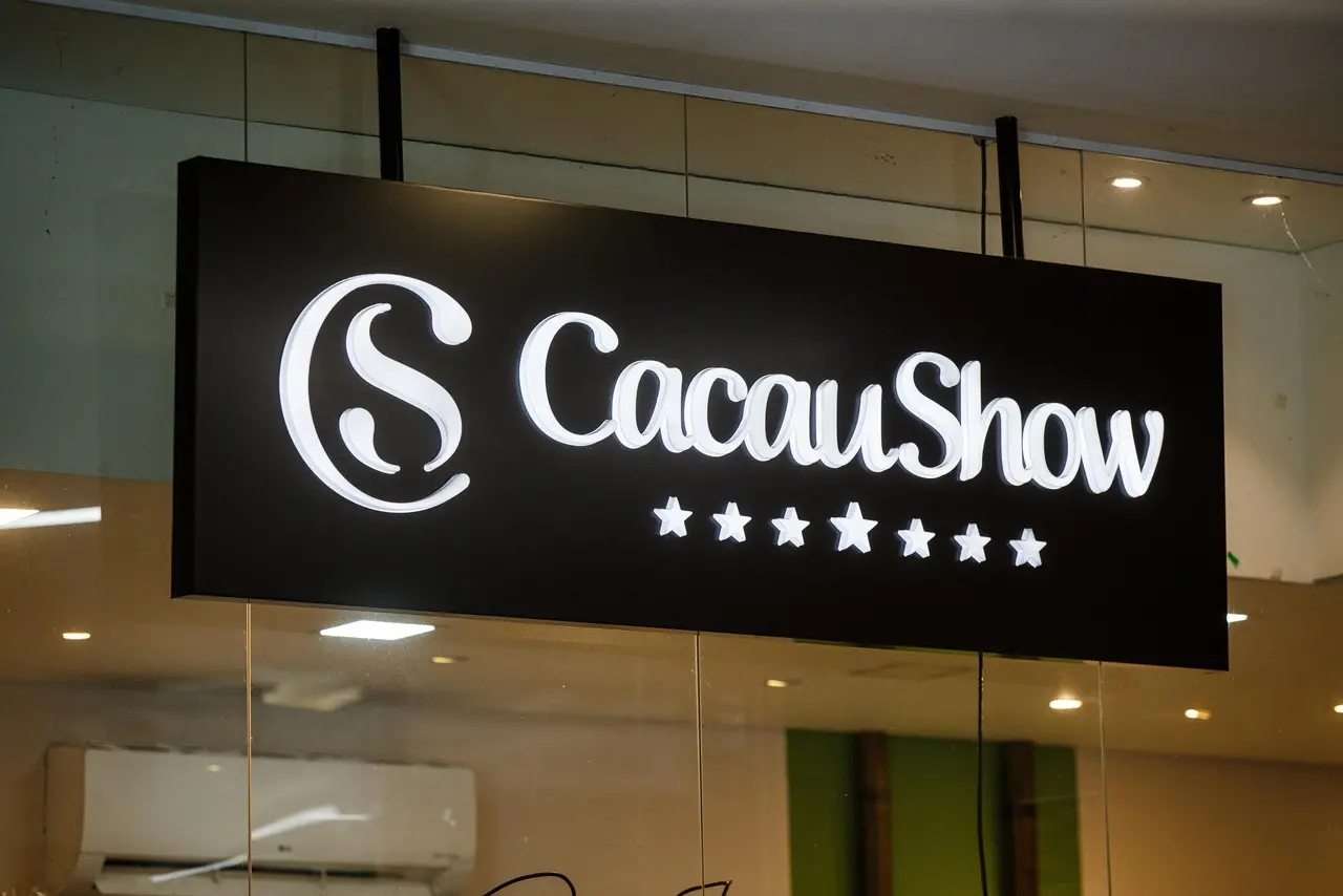 Imagem da notícia: Ex-franqueado da Cacau Show no Ceará acusa empresa de fraude financeira e prejuízo milionário