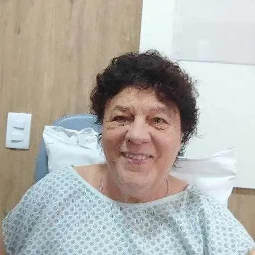 Imagem da notícia Cantor Wanderley Cardoso sofre acidente em casa e quebra fêmur