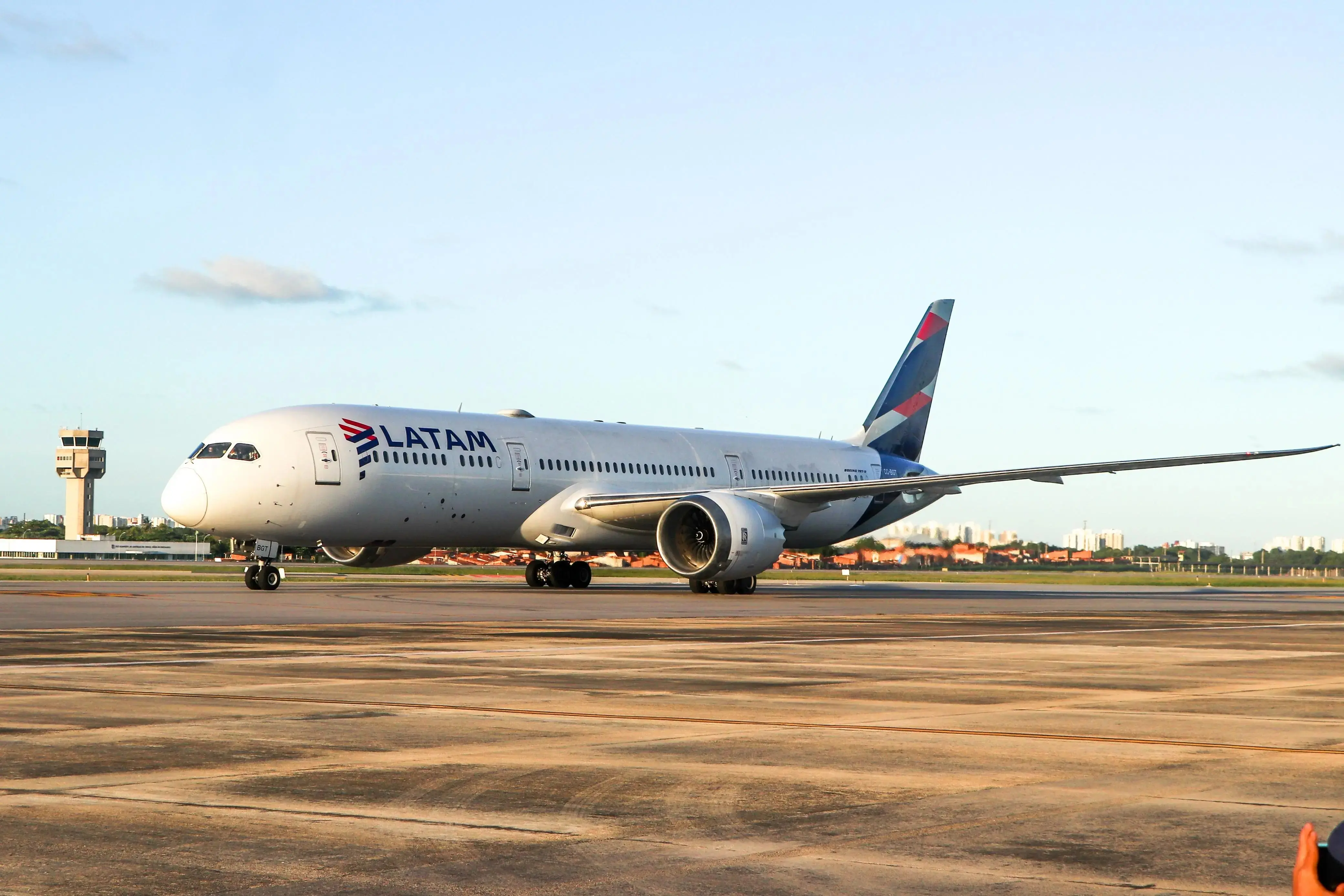 avião boeing 787-9 da latam em Fortaleza