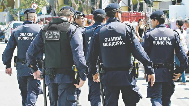 Imagem da notícia Como a política tem tentado mudar o papel da Guarda Municipal na Segurança Pública