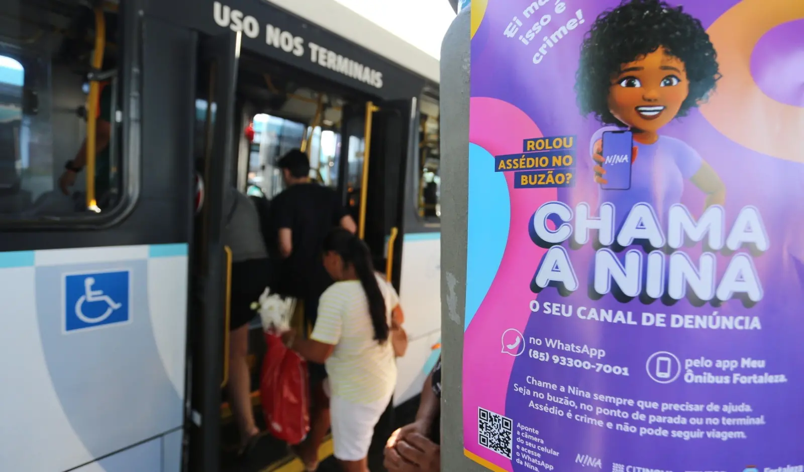 Imagem da notícia: 49% das mulheres vítimas de crime sexual nos ônibus em Fortaleza foram 'encoxadas' ou apalpadas