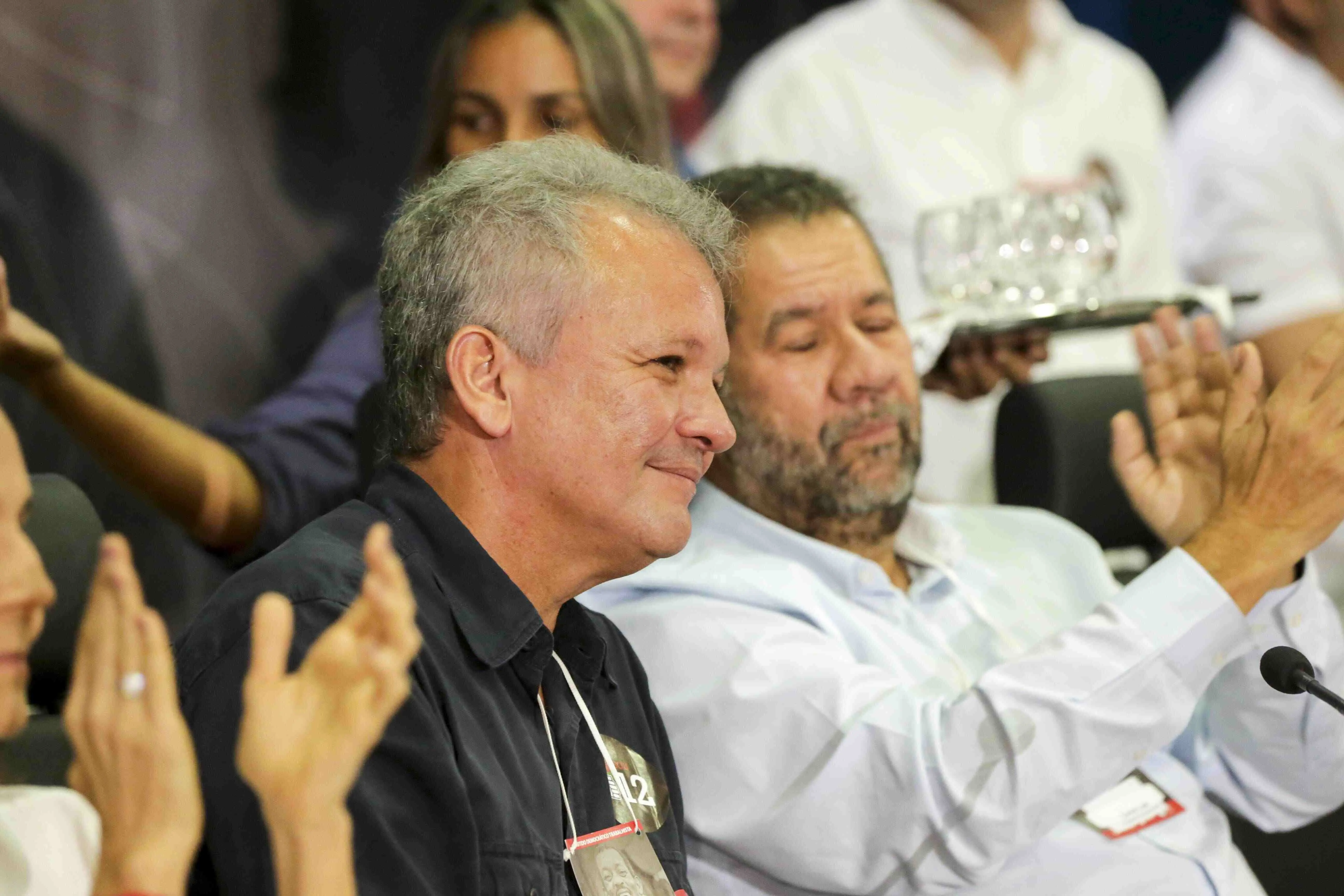 Imagem da notícia  PDT enfrenta pressão para saída de filiados opositores e busca por 'partido mais homogêneo' em 2026