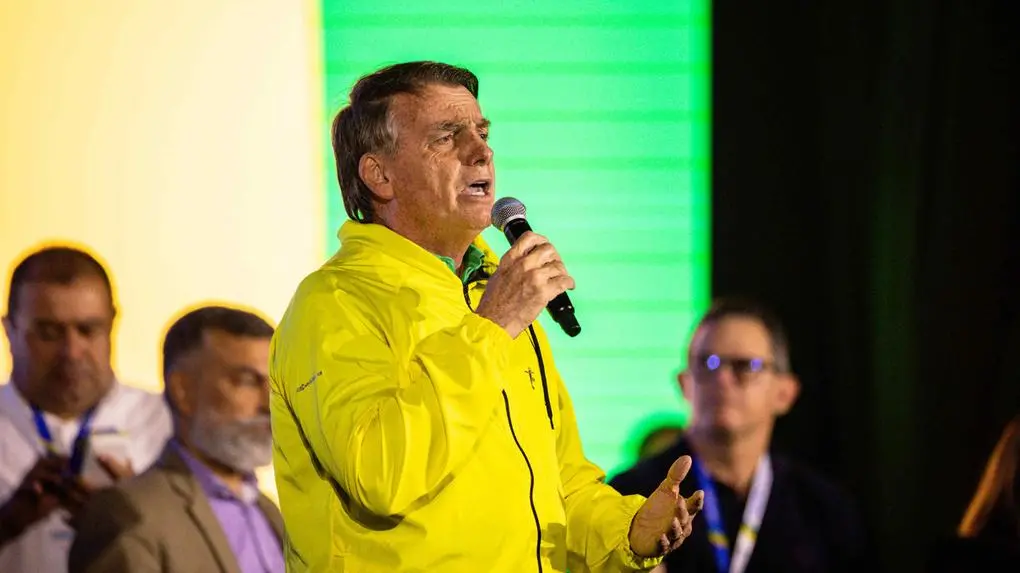 Imagem da notícia: Bolsonaro sobre julgamento no STF: 'O que vier a acontecer, suportaremos'