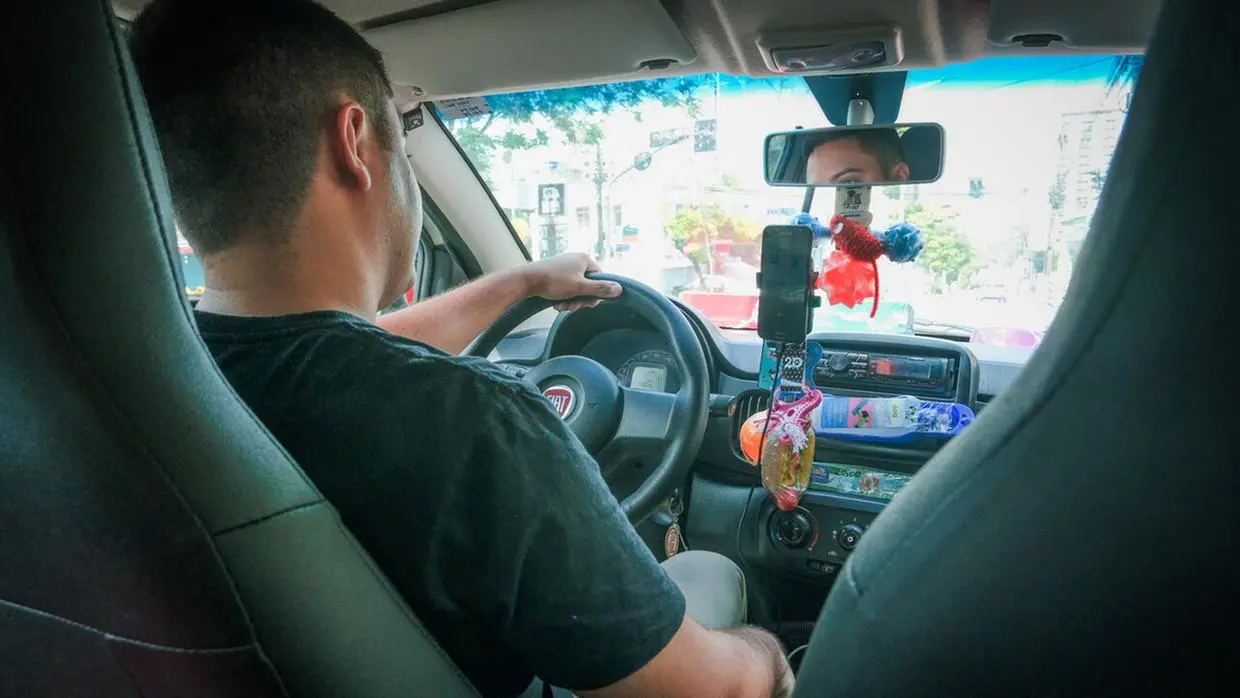 Imagem da notícia: Flash Nacional: entenda como funciona o novo serviço de entregas da Uber em todo o País