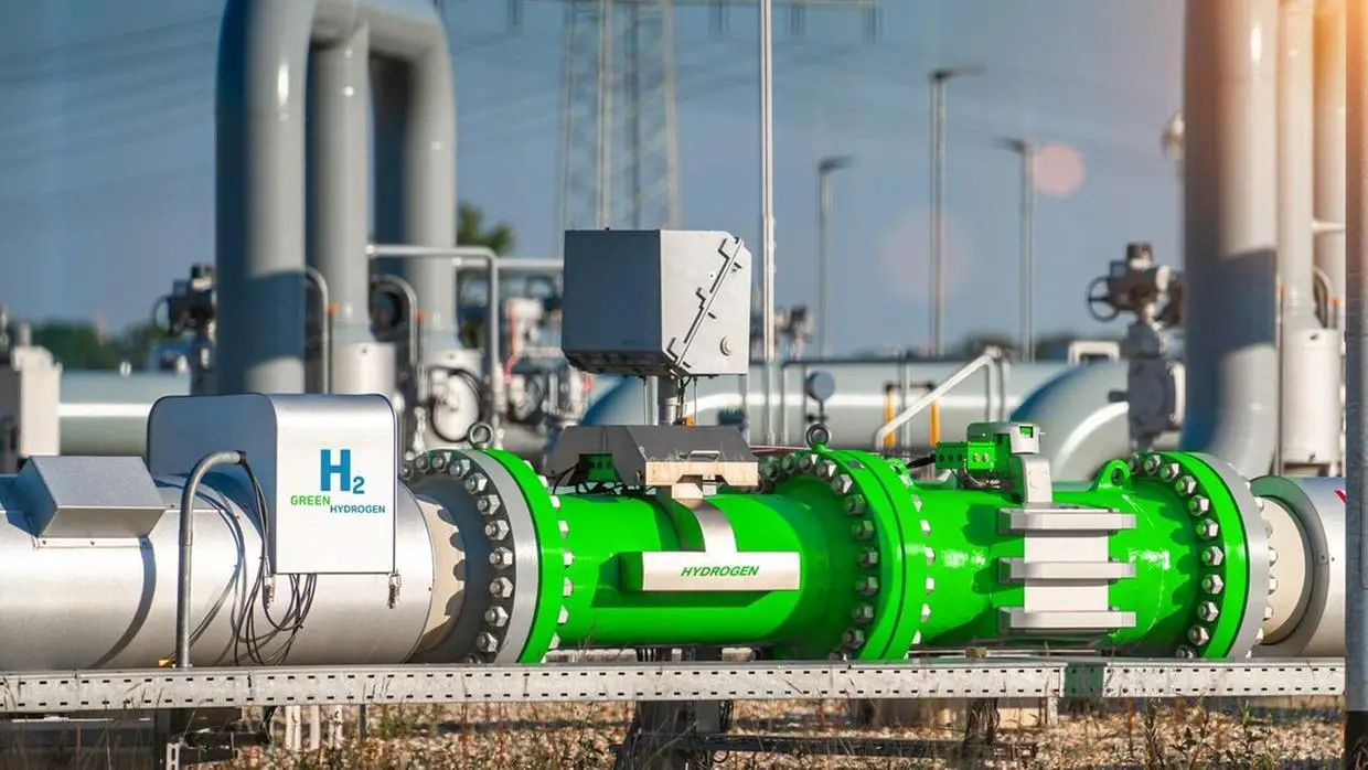 Imagem da notícia: Por que a australiana Fortescue ainda não decidiu sobre o investimento em hidrogênio verde no Ceará?