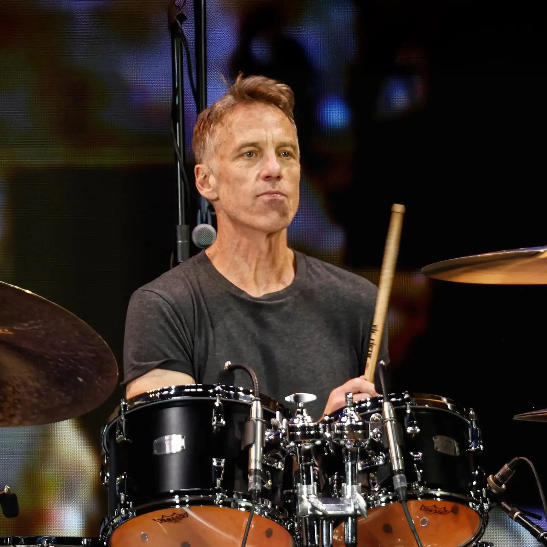 Imagem da notícia Matt Cameron, do Pearl Jam, anuncia saída da banda após 27 anos