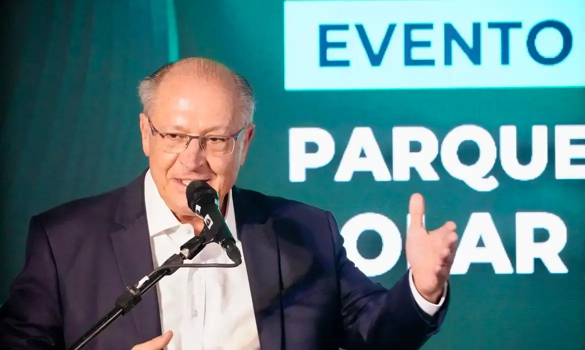 Imagem da notícia Vice-presidente Geraldo Alckmin receberá Título de Cidadão Cearense