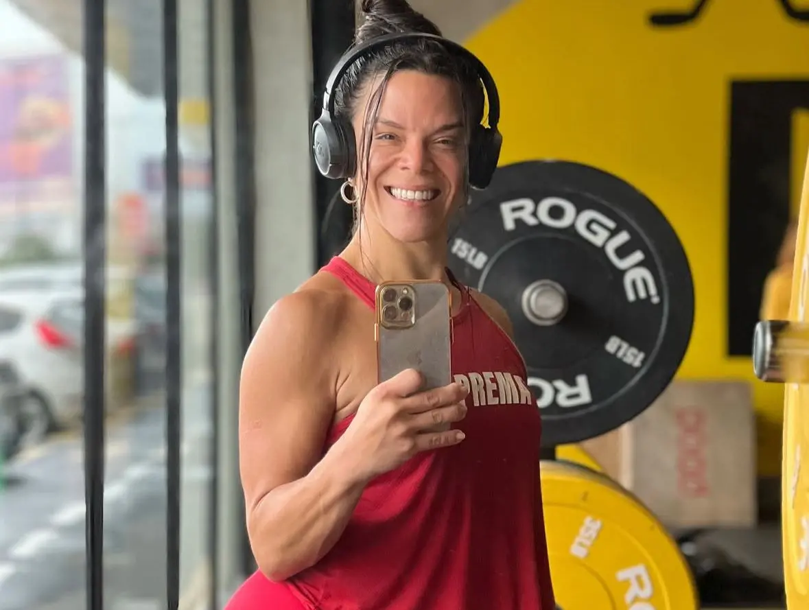 Imagem da notícia Personal das famosas, Carol Vaz comenta demissão: 'Maltratada'
