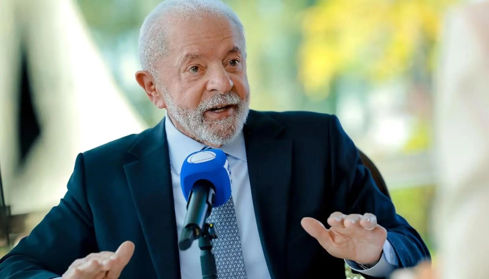 Imagem da notícia: 'Se o que Trump fez no Capitólio tivesse acontecido aqui, ele estaria sendo processado', diz Lula