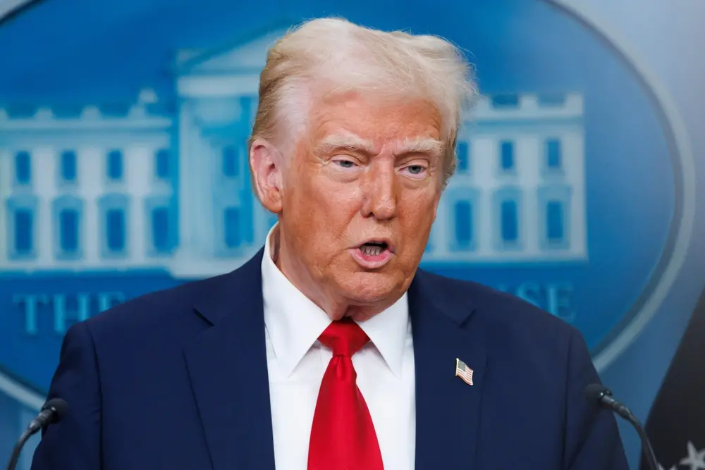 Imagem da notícia: Trump afirma que conversará com Lula sobre taxa de 50% em 'algum momento', mas 'não agora'