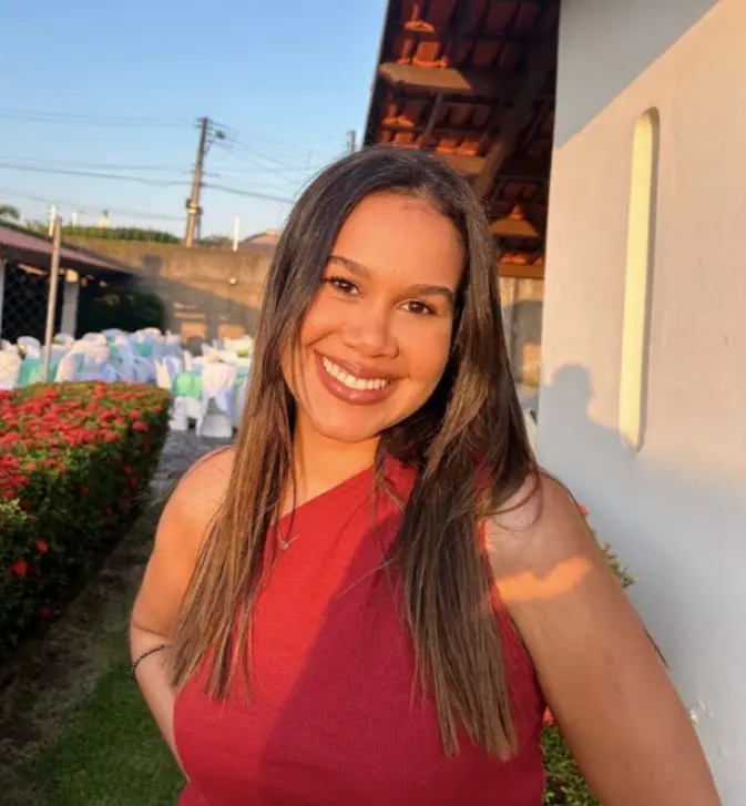 Imagem da notícia: Pai de enfermeira morta a facadas em Fortaleza acredita que namorado da filha premeditou o crime