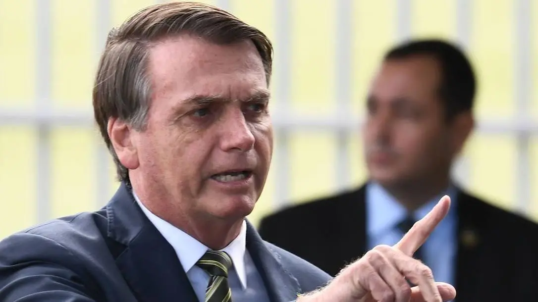 Imagem da notícia: STF: Moraes dobra a aposta contra Bolsonaro, mas caso exige cautela diplomática