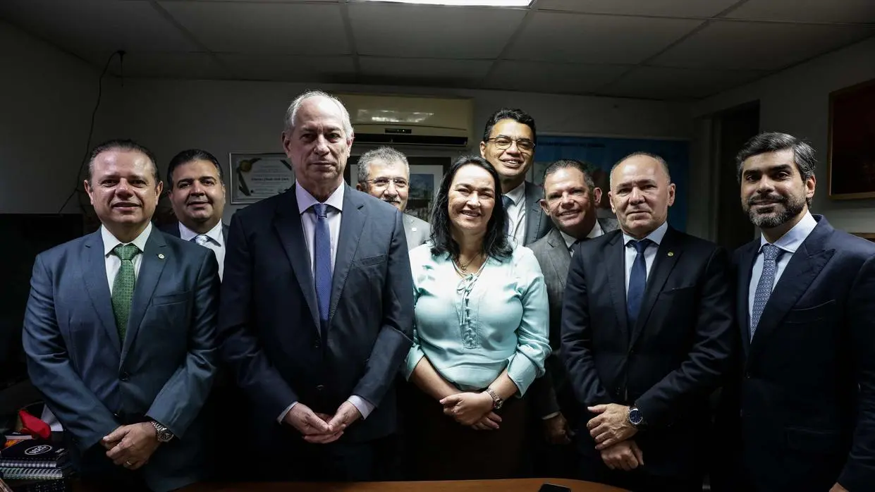 Imagem da notícia: Cinco pontos para entender a nova crise na oposição no Ceará após críticas de Ciro a Bolsonaro