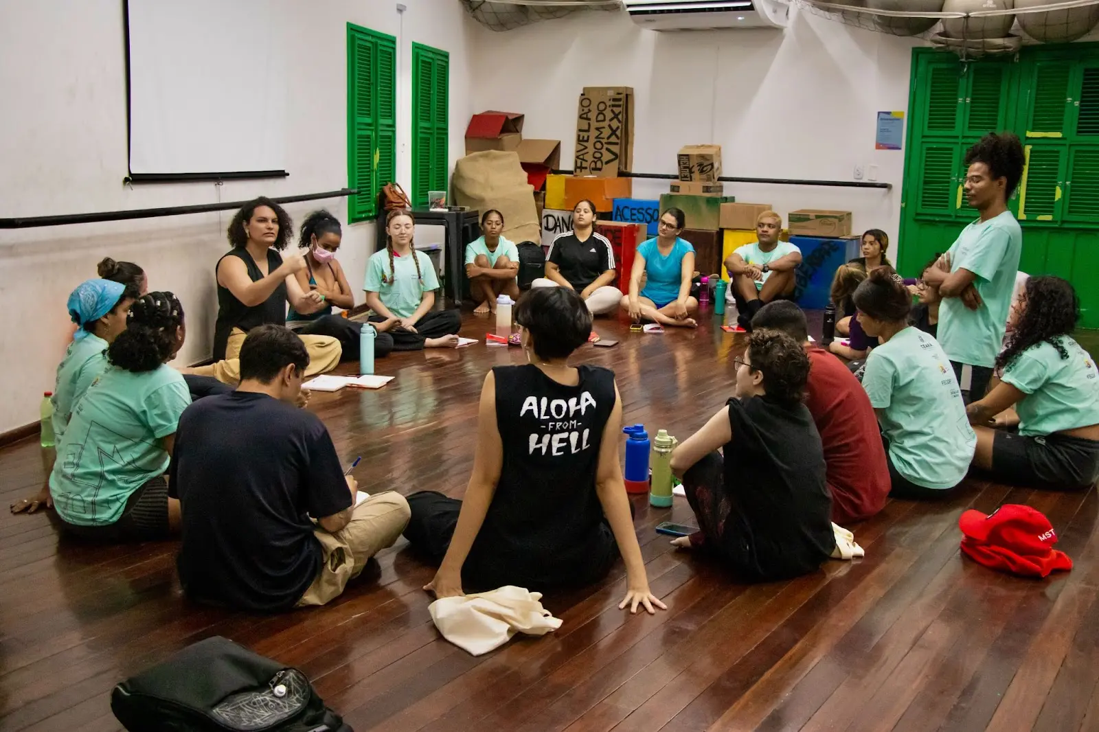 Imagem da notícia: Residência de criação em dança oferta bolsas para artistas trans e travestis; veja como se inscrever