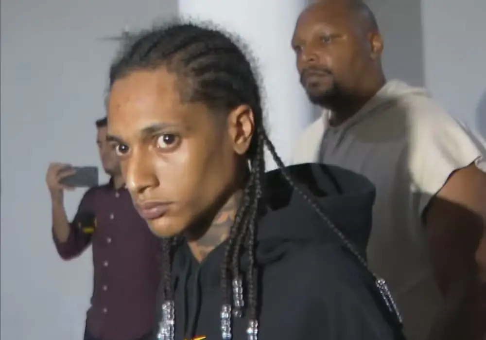 Imagem da notícia: Justiça manda prender rapper Oruam após indiciamento por seis crimes
