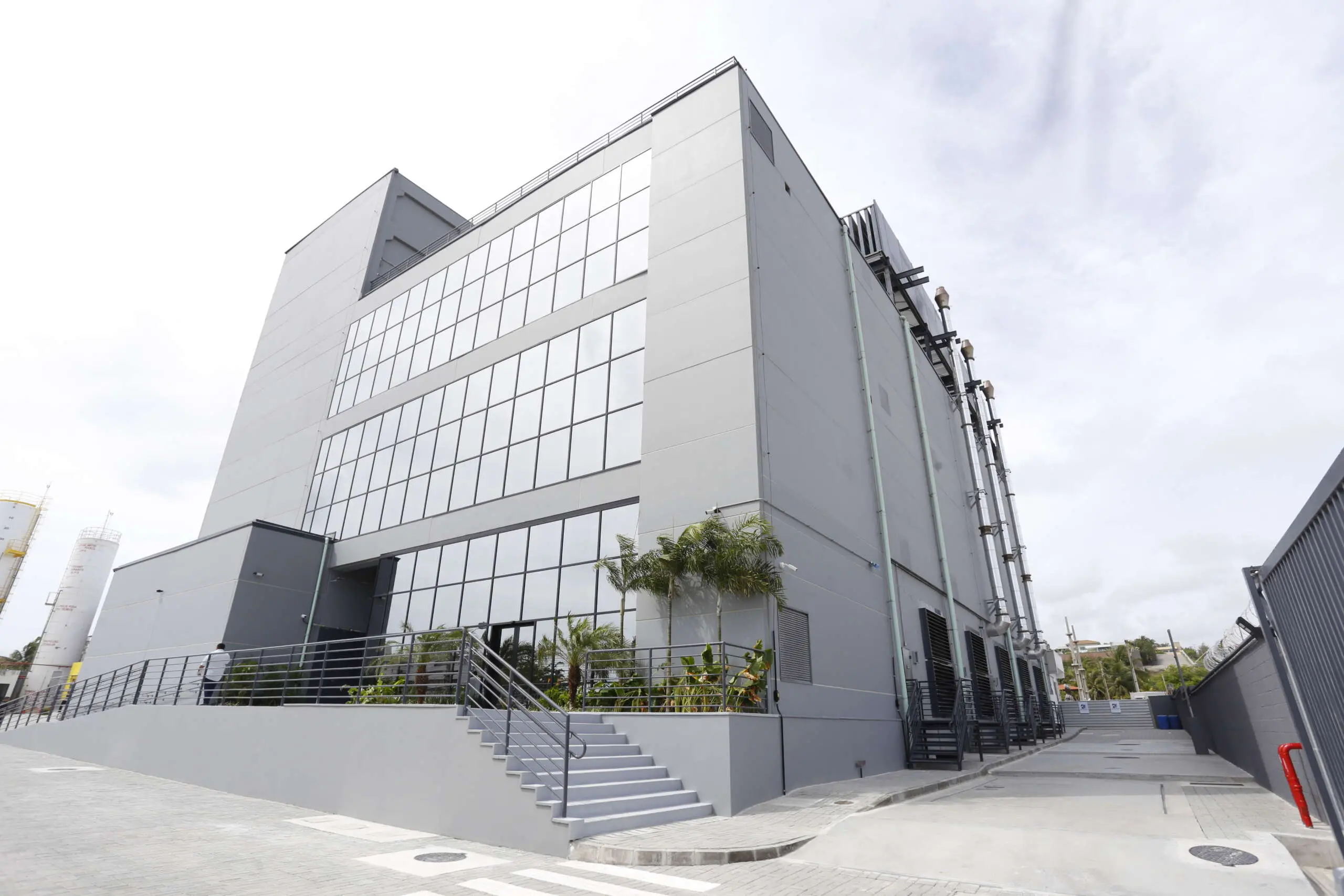 Imagem da notícia: Ceará é o 3º estado do Brasil com mais data centers; confira ranking