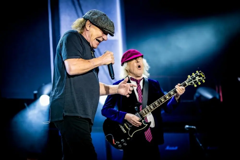 Imagem da notícia AC/DC deve fazer turnê no Brasil, diz colunista; veja possível local