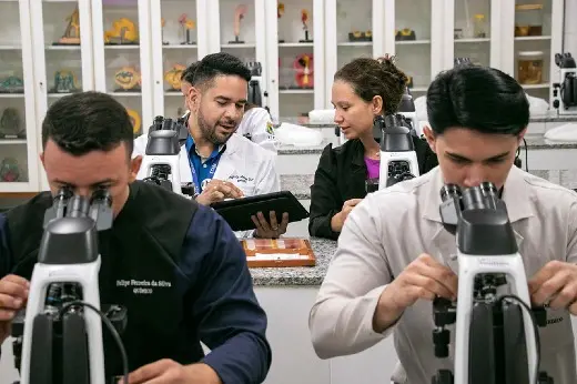 Imagem da notícia: Com novo presidente, Fundação Fastef vê novos mercados 