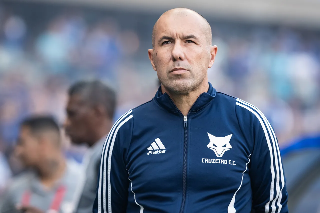 Léo Jardim faz um grande trabalho no Cruzeiro