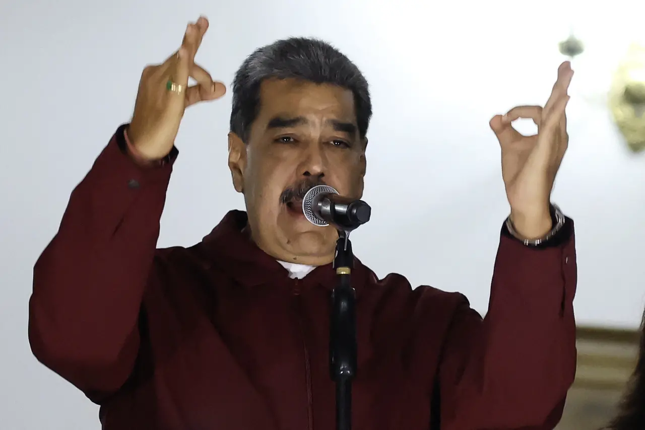 Imagem da notícia EUA oferecem recompensa de US$ 25 milhões por informações que resultem na prisão de Maduro