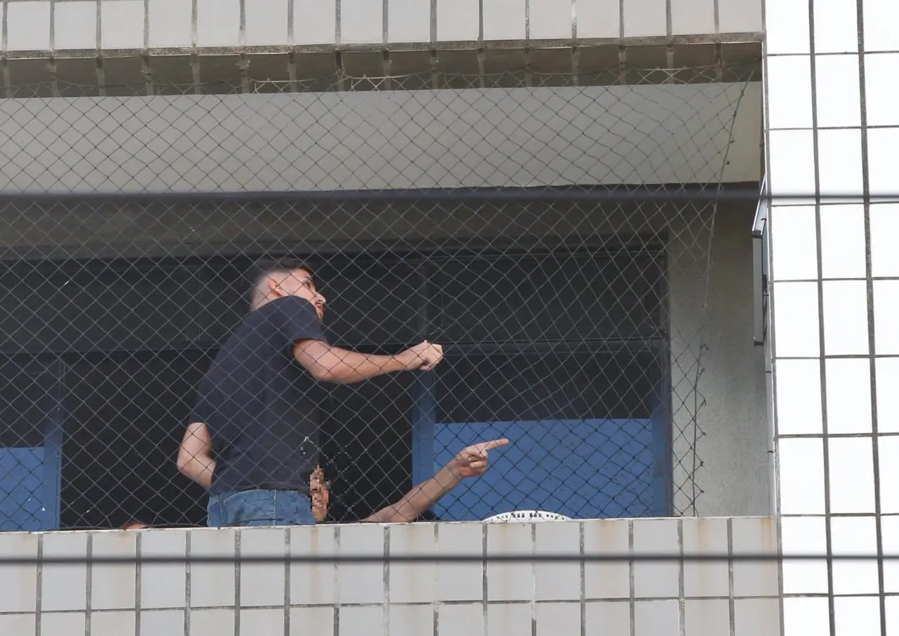 Imagem da notícia: Criança de 10 anos morre após cair do 4º andar de prédio na Aldeota, em Fortaleza