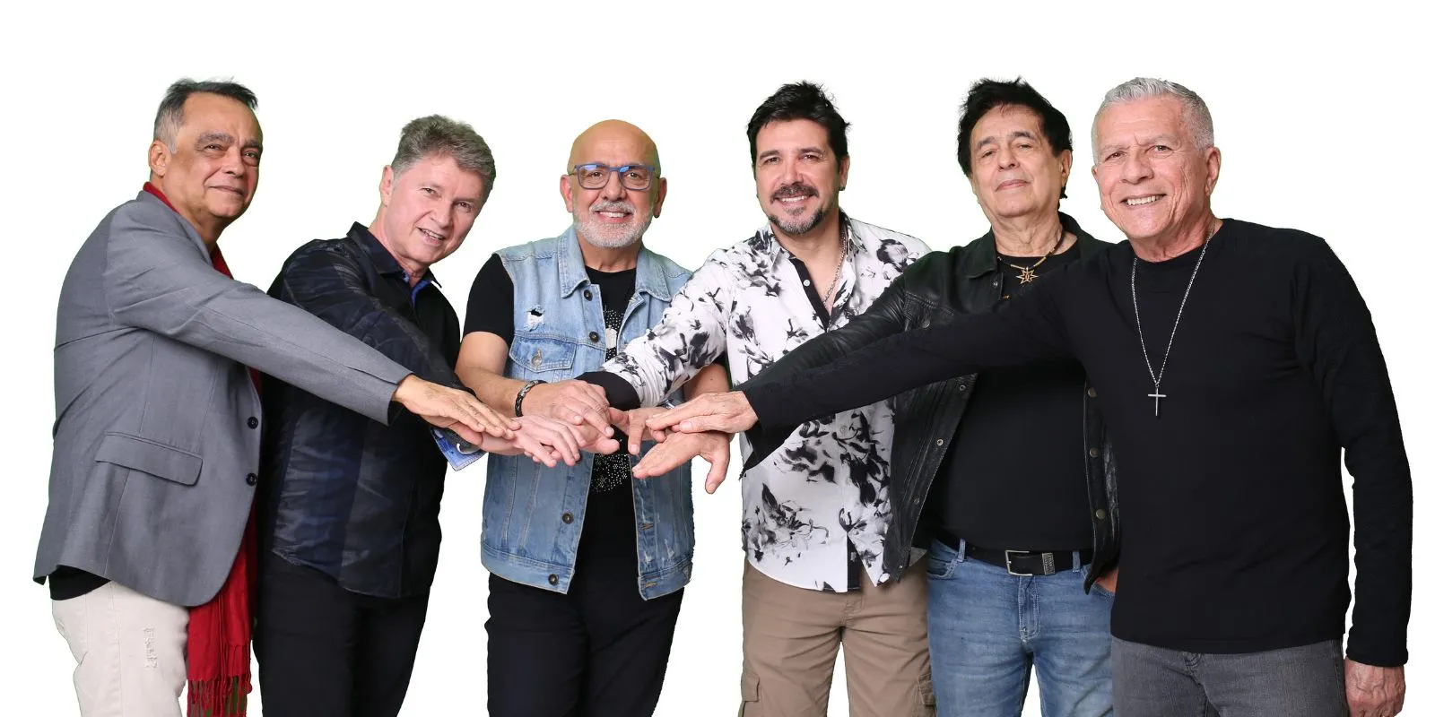 Grupo se apresenta na última noite de shows do Iguatemi Hall
