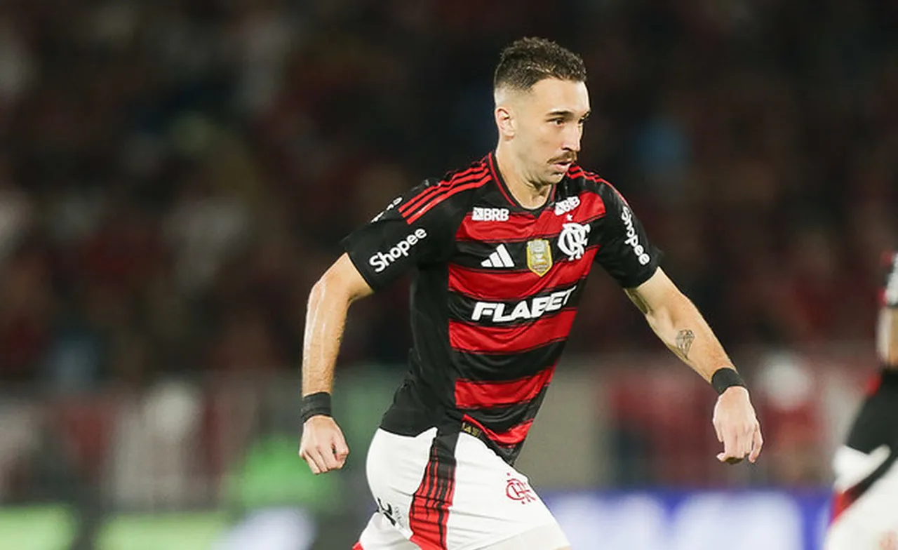Léo Ortiz durante jogo do Flamengo