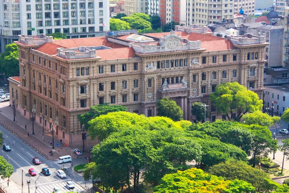 Imagem da notícia: Edital TJSP: concurso para escrevente tem salários de iniciais de R$ 6 mil