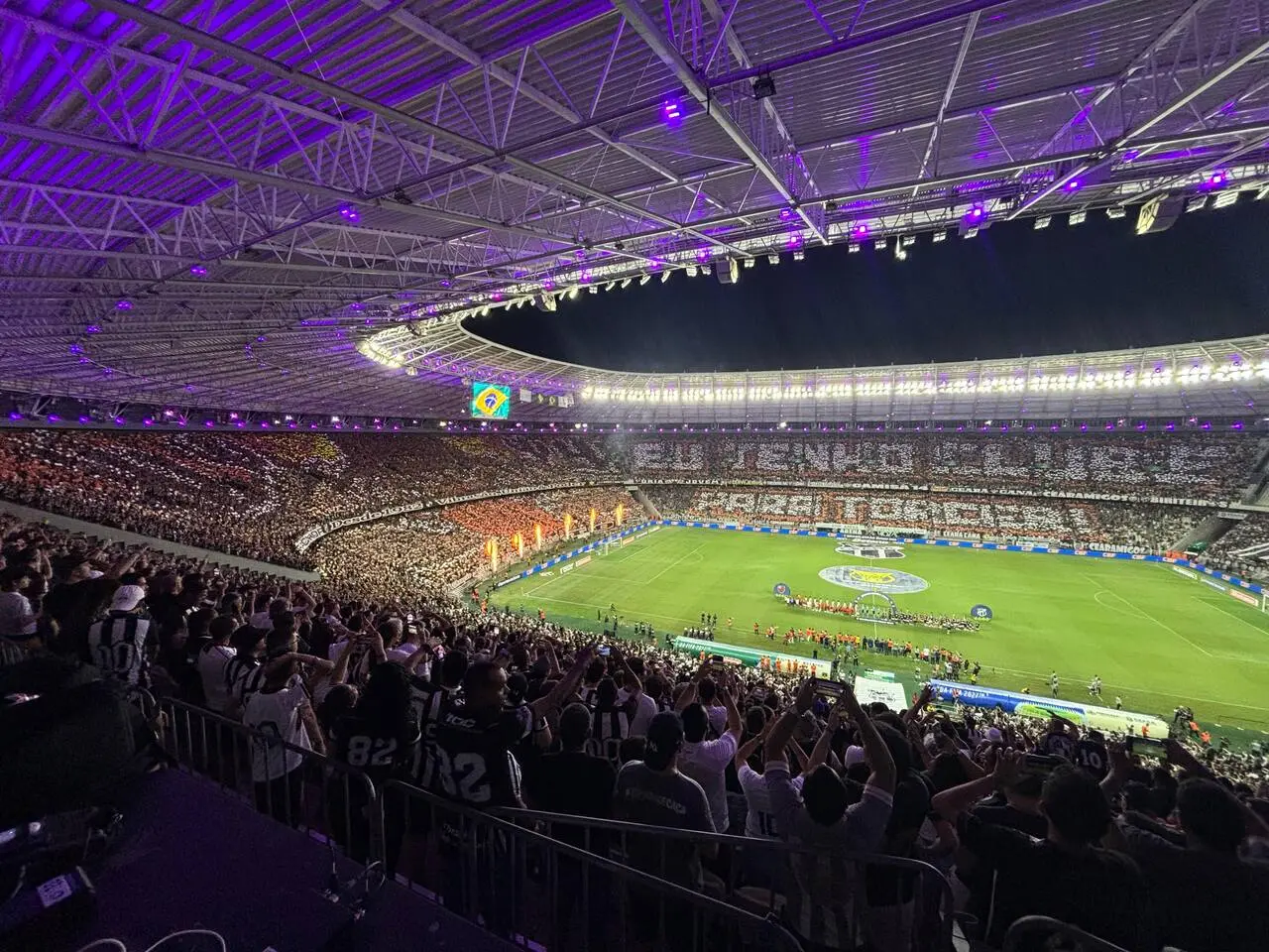 Imagem da notícia Ceará tem 3 dos 5 maiores públicos do futebol nordestino na Série A de 2025; veja ranking