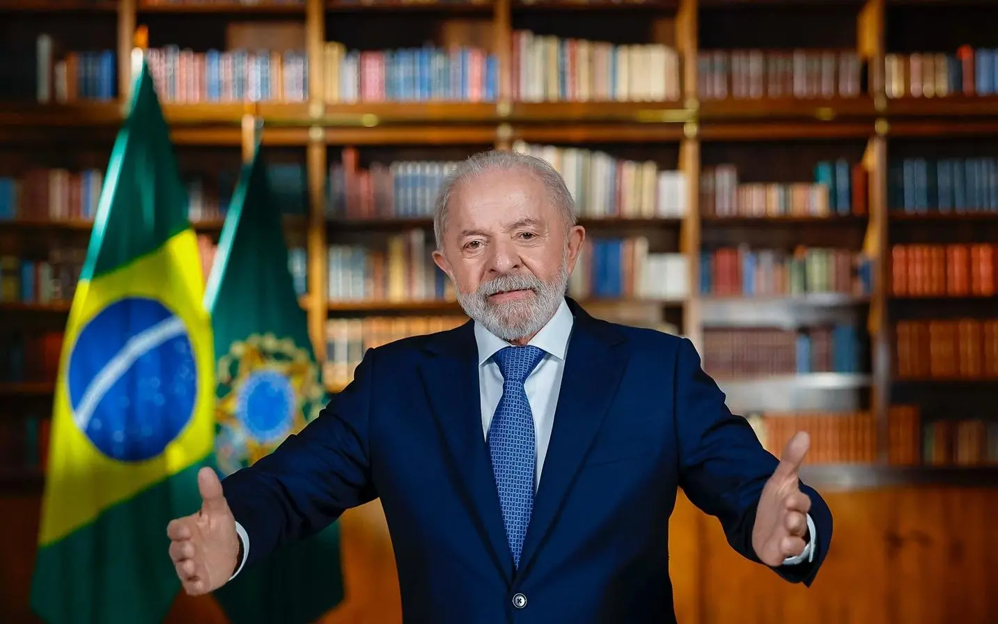 Imagem da notícia: Lula fala sobre salário do cargo de presidente avaliado em R$ 46 mil: 'Não é muito'