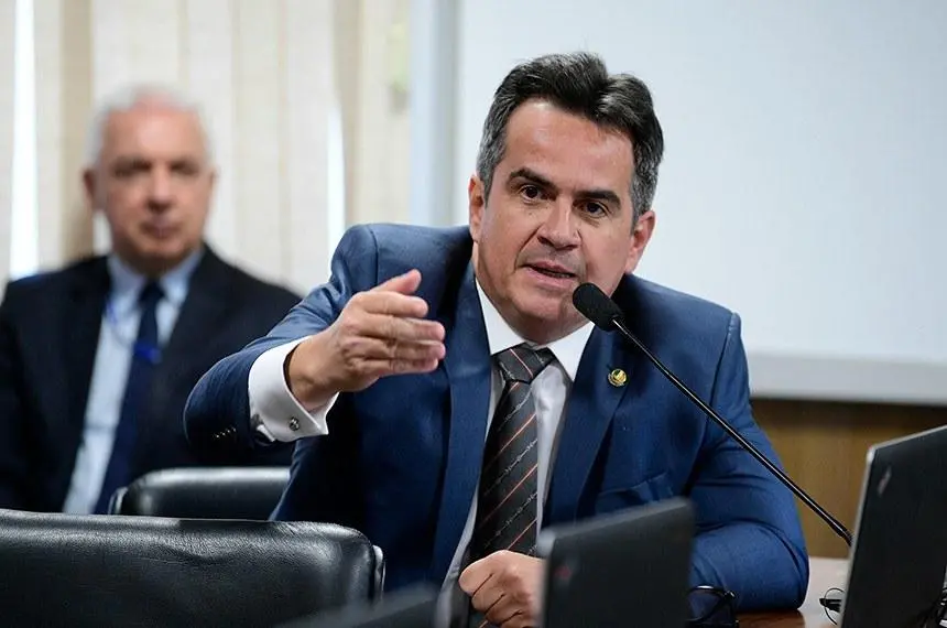 Imagem da notícia: 'Não assinei e não vou assinar', diz ex-ministro de Bolsonaro sobre impeachment de Moraes