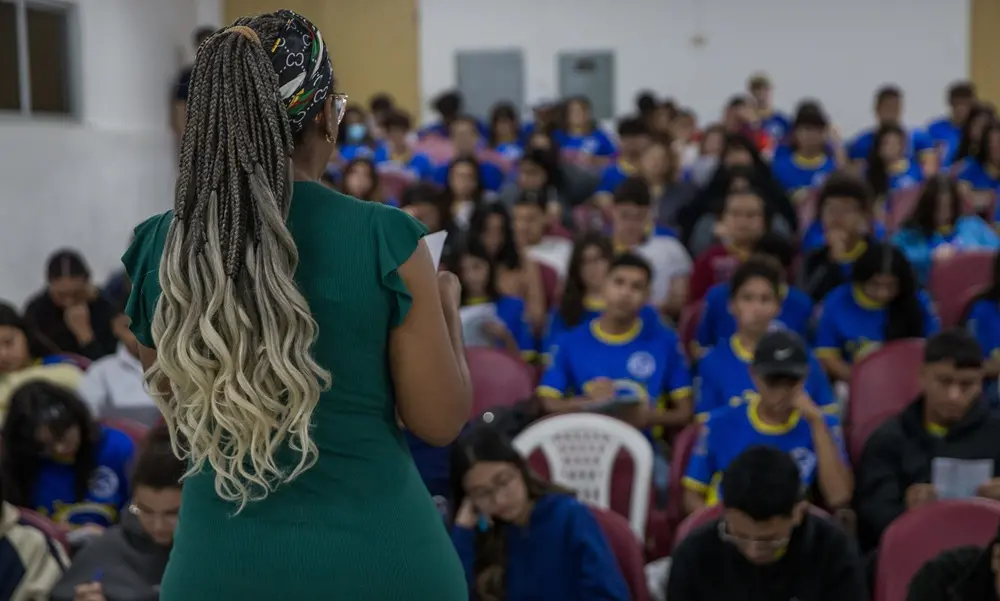 Imagem da notícia Conheça a escola pública do Ceará com mais alunos aprovados no ensino superior em 8 anos