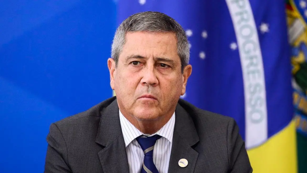 Imagem da notícia: Braga Netto nega trama golpista, acusa Moraes de parcialidade e pede absolvição ao STF
