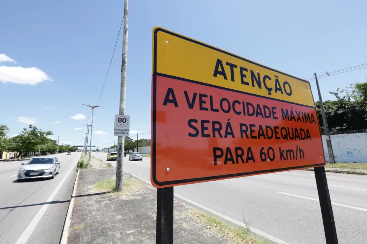 Imagem da notícia: Avenida do Aeroporto de Fortaleza terá limite de velocidade reduzido neste mês; veja detalhes