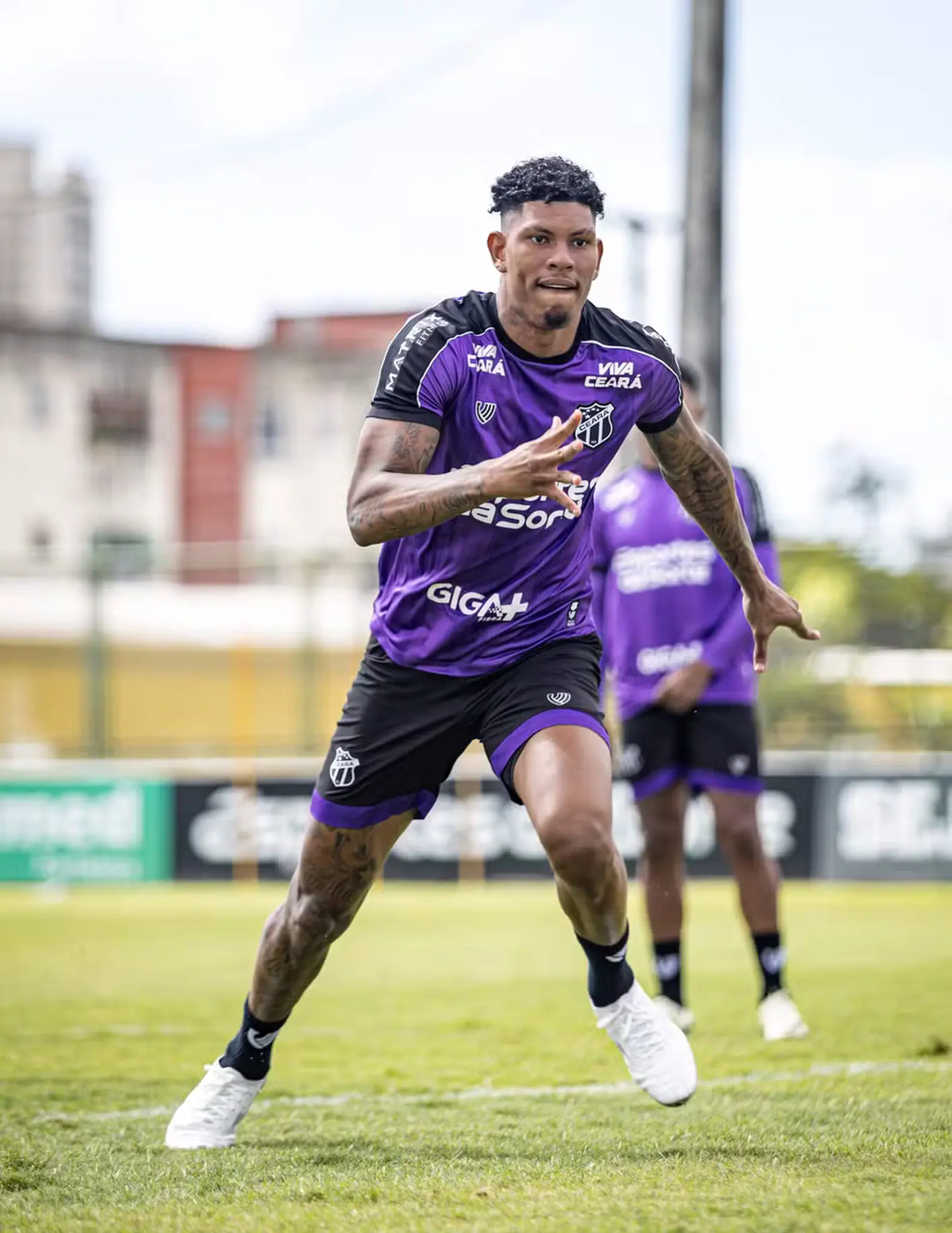 Imagem da notícia Ceará terá desfalques contra o Bahia na Copa do Nordeste; veja provável escalação