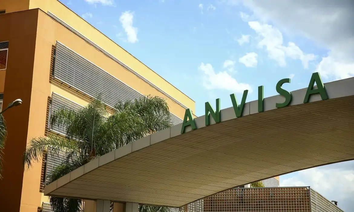 Duas empresas tiveram medicamentos vetados pela Anvisa