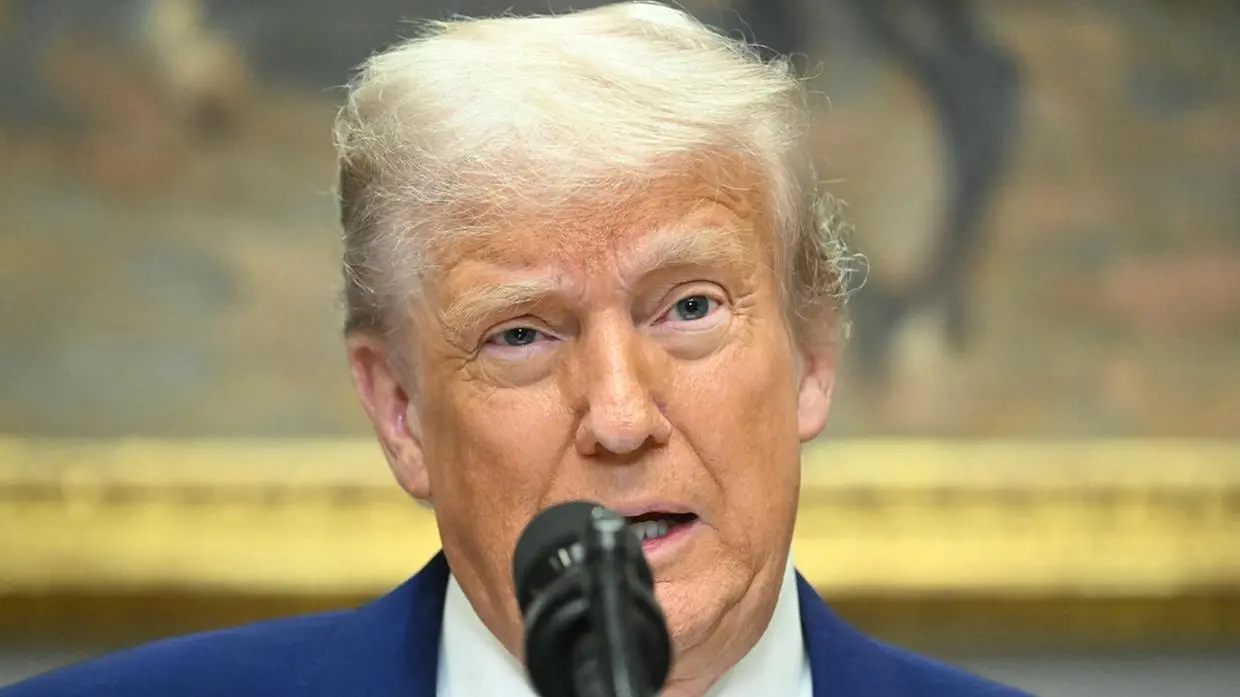 Imagem da notícia: Trump não responde convite de Lula para COP30; presença dos EUA segue incerta