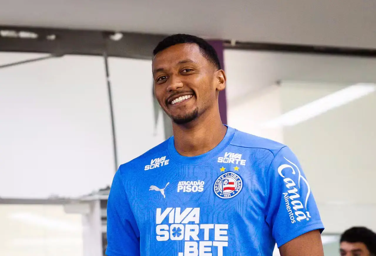 Imagem da notícia Fortaleza acerta contratação de volante Rezende, do Bahia