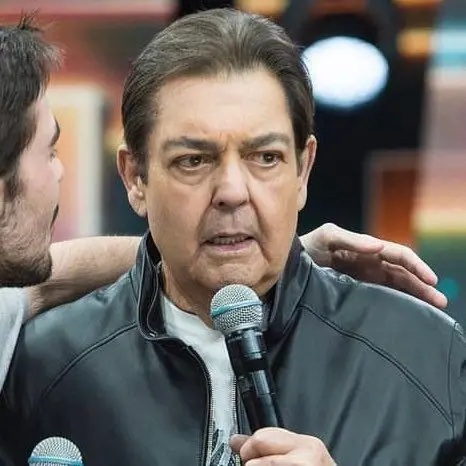 Imagem da notícia João Silva fala sobre recuperação de Faustão: 'Melhor que o esperado'