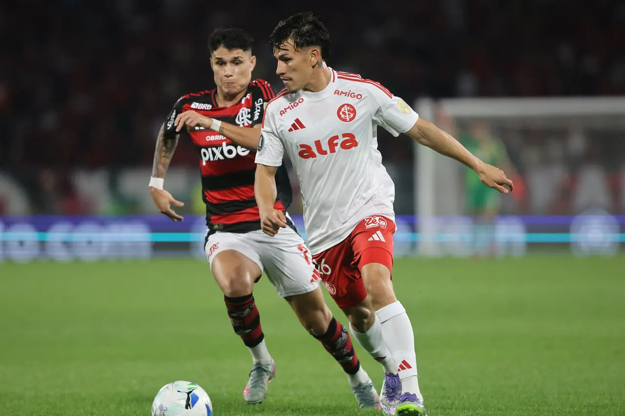 Imagem da notícia Internacional x Flamengo pela Libertadores: horário, onde assistir, palpites e escalações