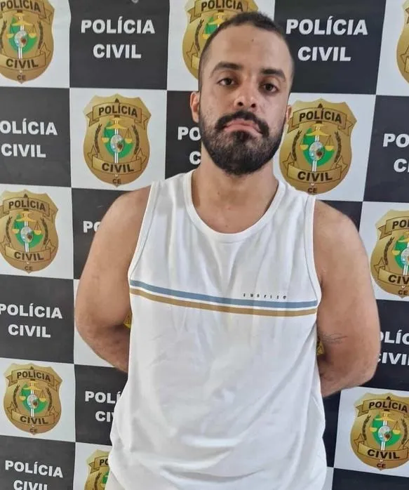 Matheus Anthony foi preso em flagrante no dia do crime e é réu pelo feminicídio de Clarissa Costa