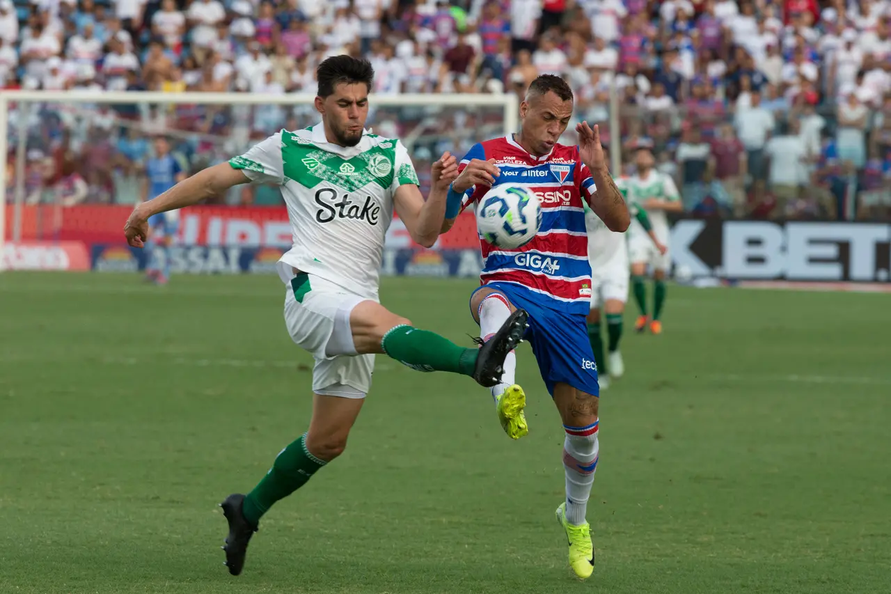 Imagem da notícia Dos próximos 7 jogos do Fortaleza, cinco serão confrontos diretos contra o rebaixamento; veja rivais