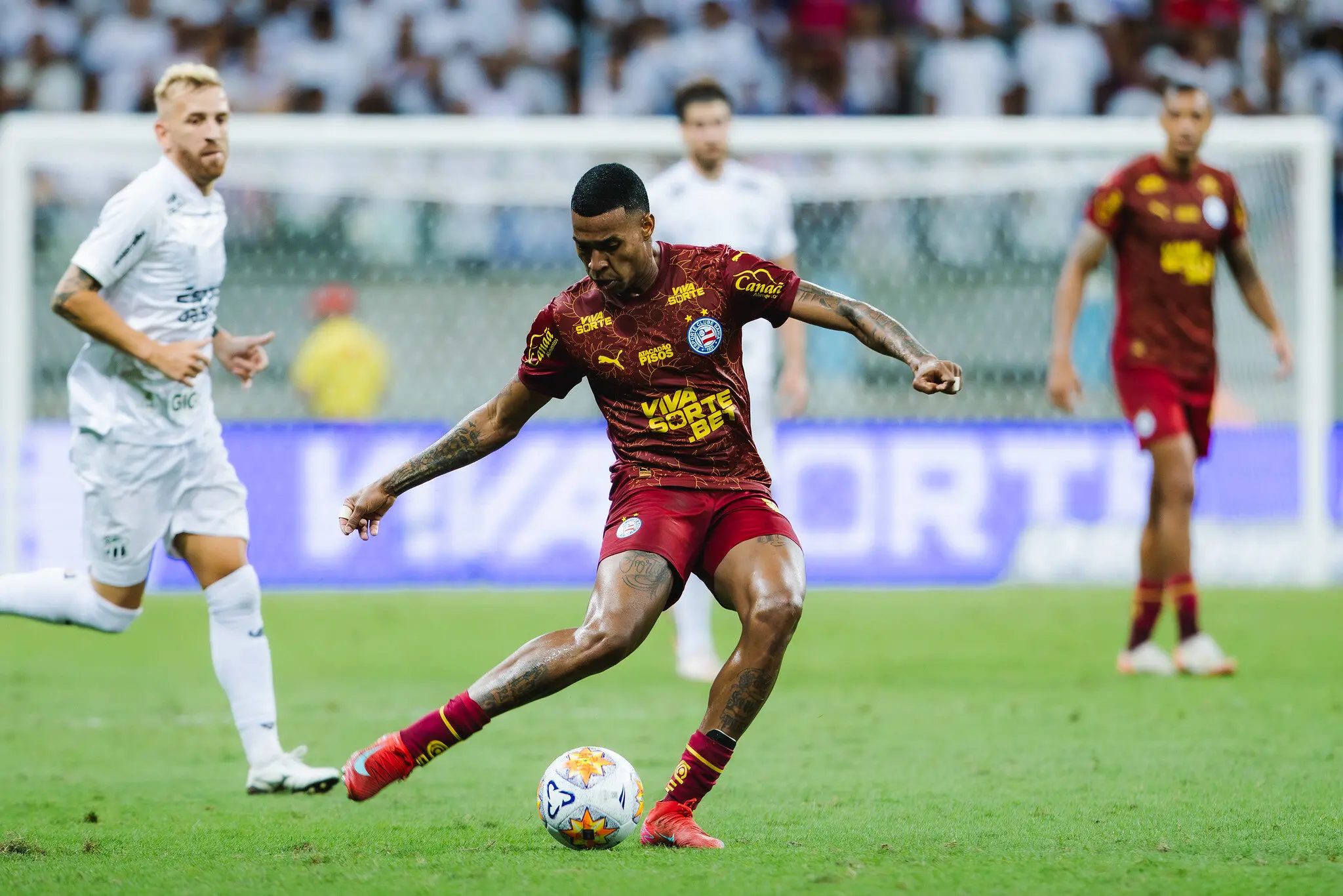 Imagem da notícia Com lesão de Joelinton, Ancelotti convoca Jean Lucas, do Bahia, para a Seleção Brasileira